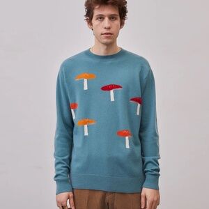 Leret Leret Blue Crewneck Sweater with Mushroom Design